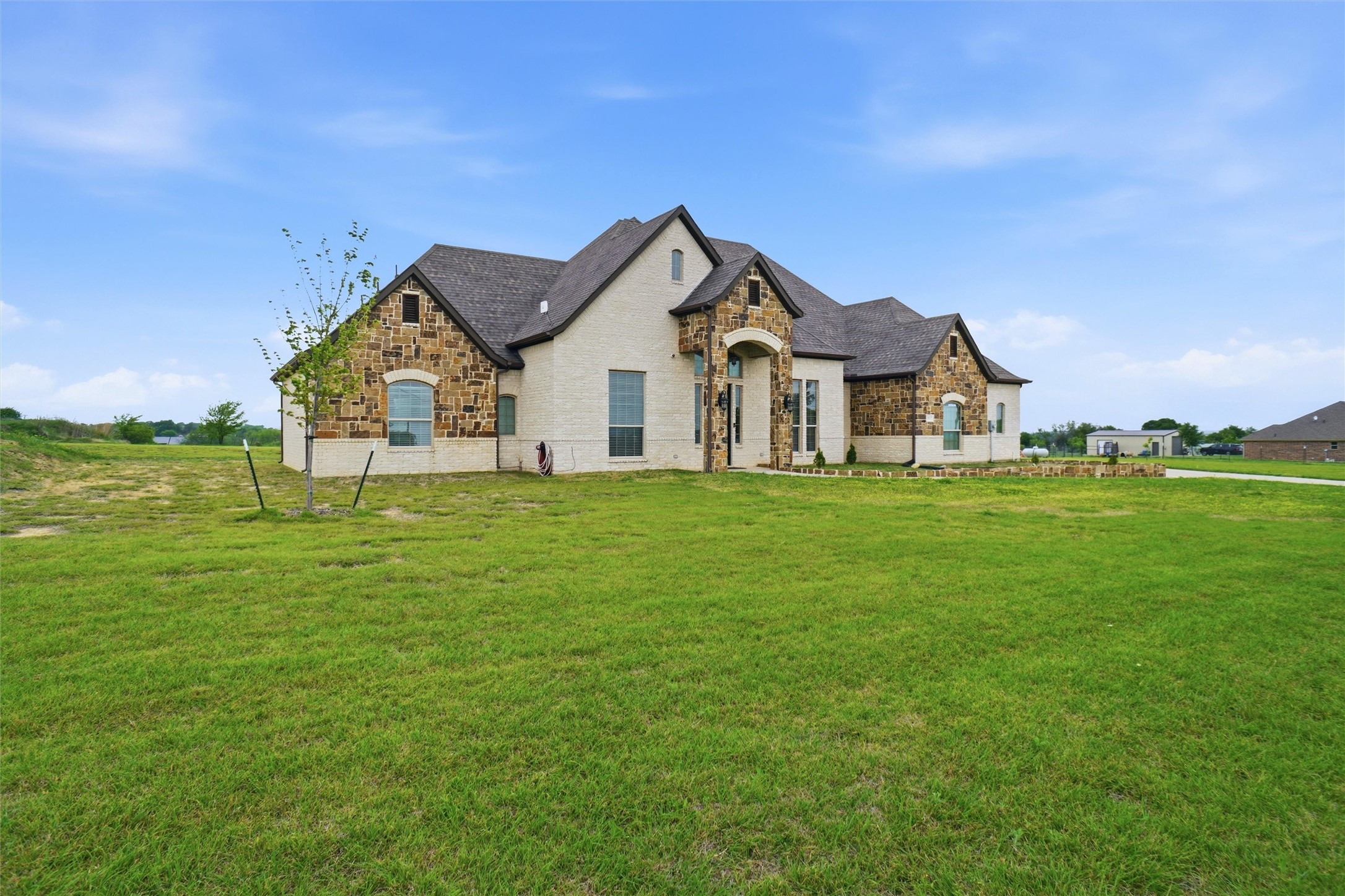 9517 Indian Trail Sanger TX 76266