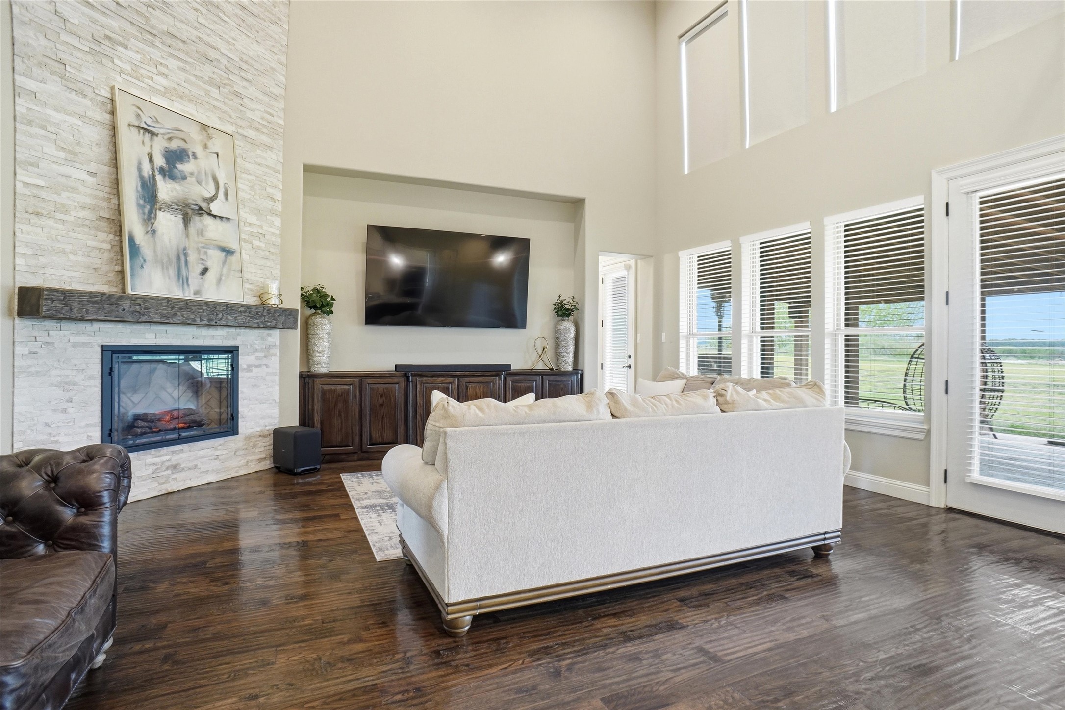 9517 Indian Trail Sanger TX 76266