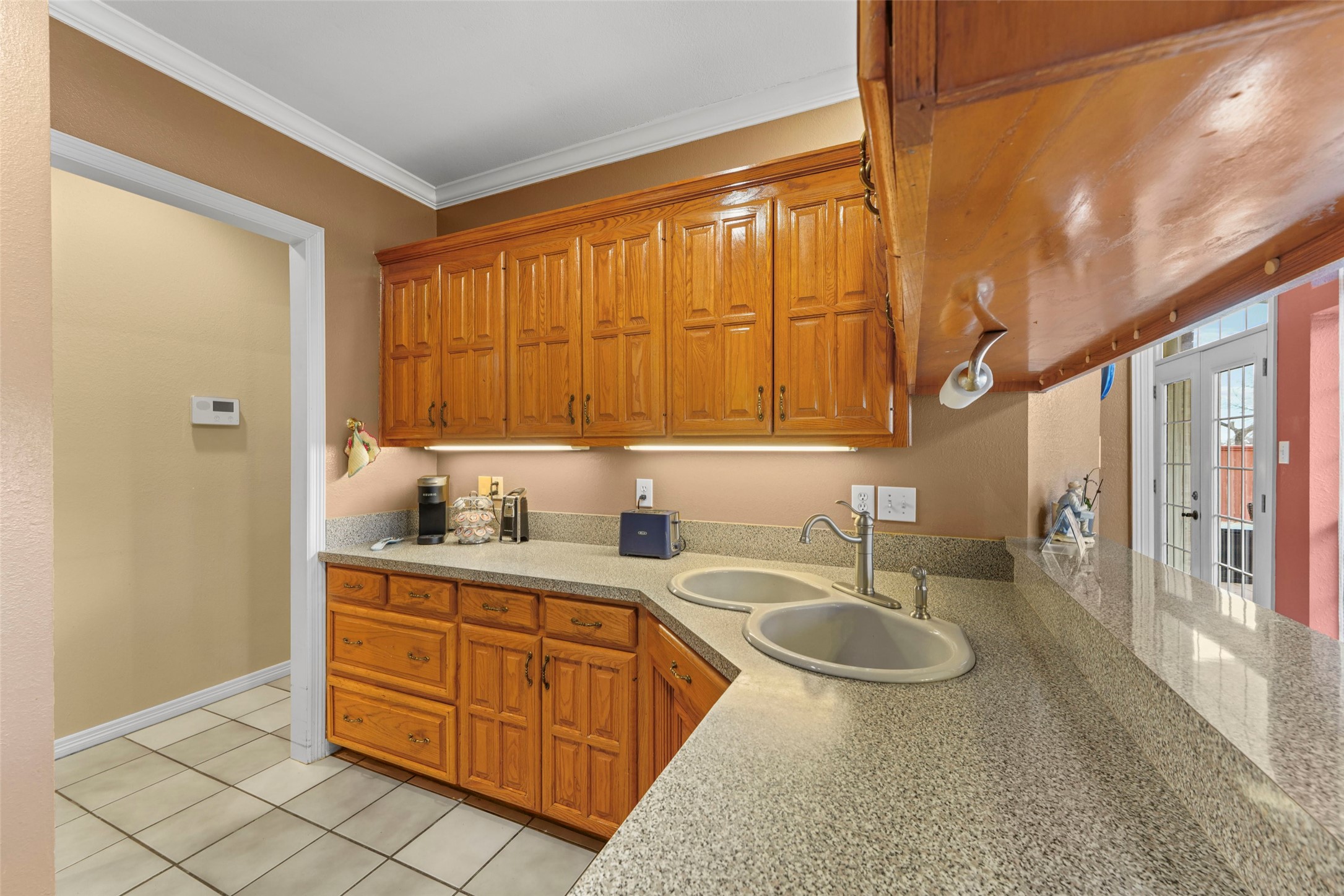 301 N Elm Quinlan TX 75474