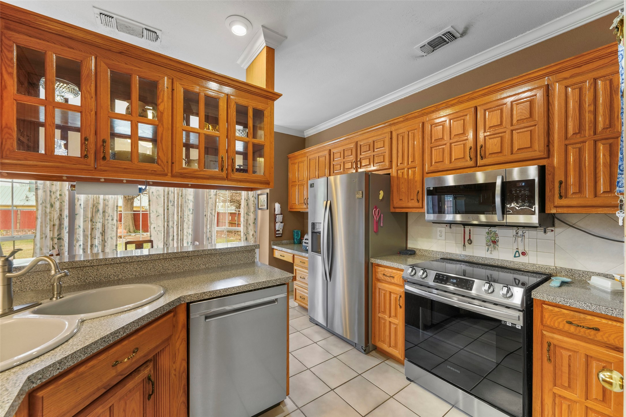 301 N Elm Quinlan TX 75474