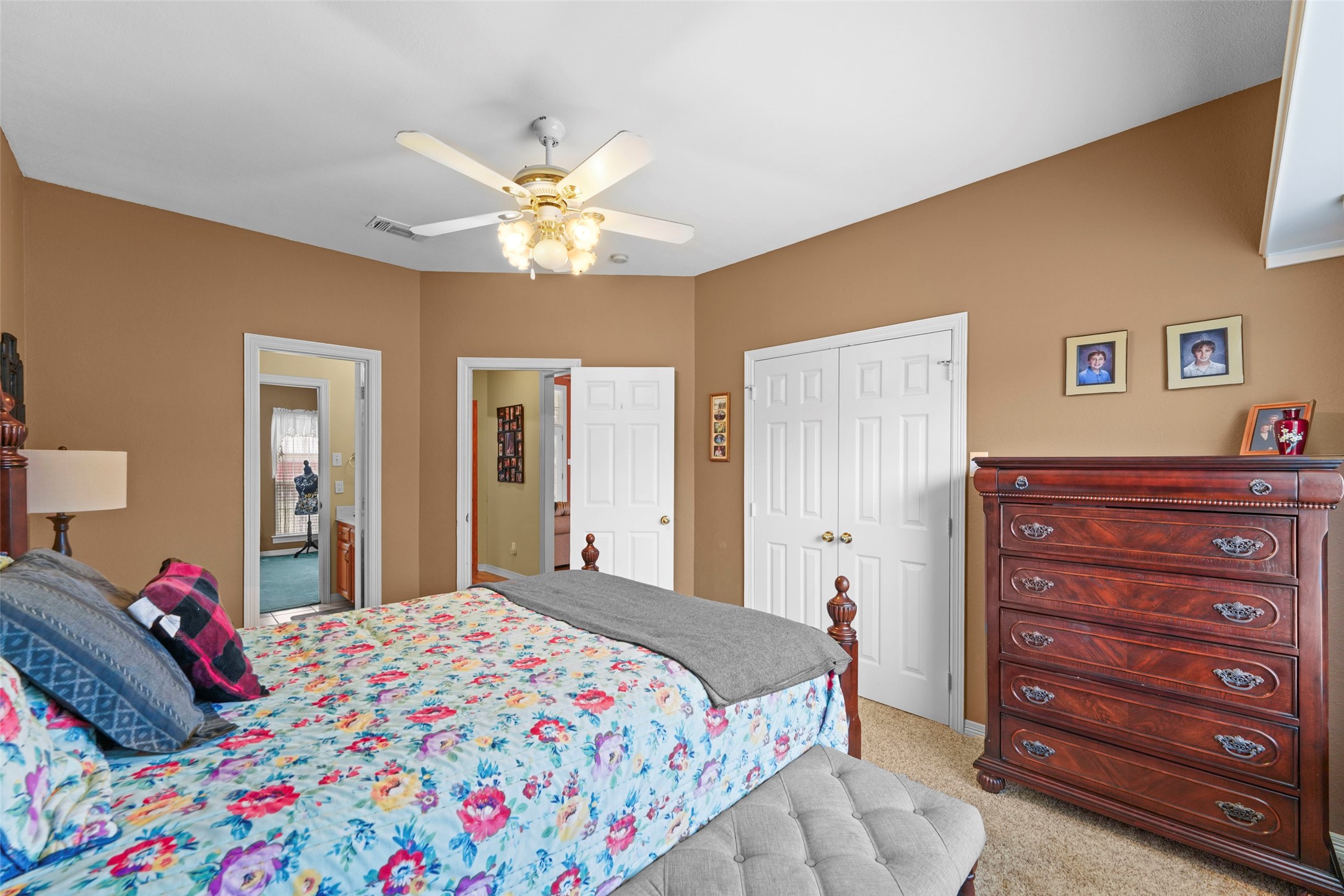 301 N Elm Quinlan TX 75474