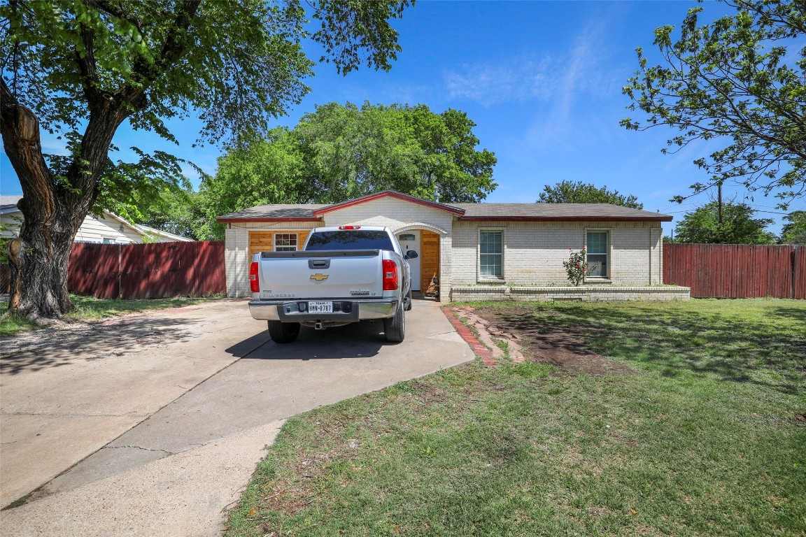 1233 De Ridder Avenue Fort Worth TX 76106
