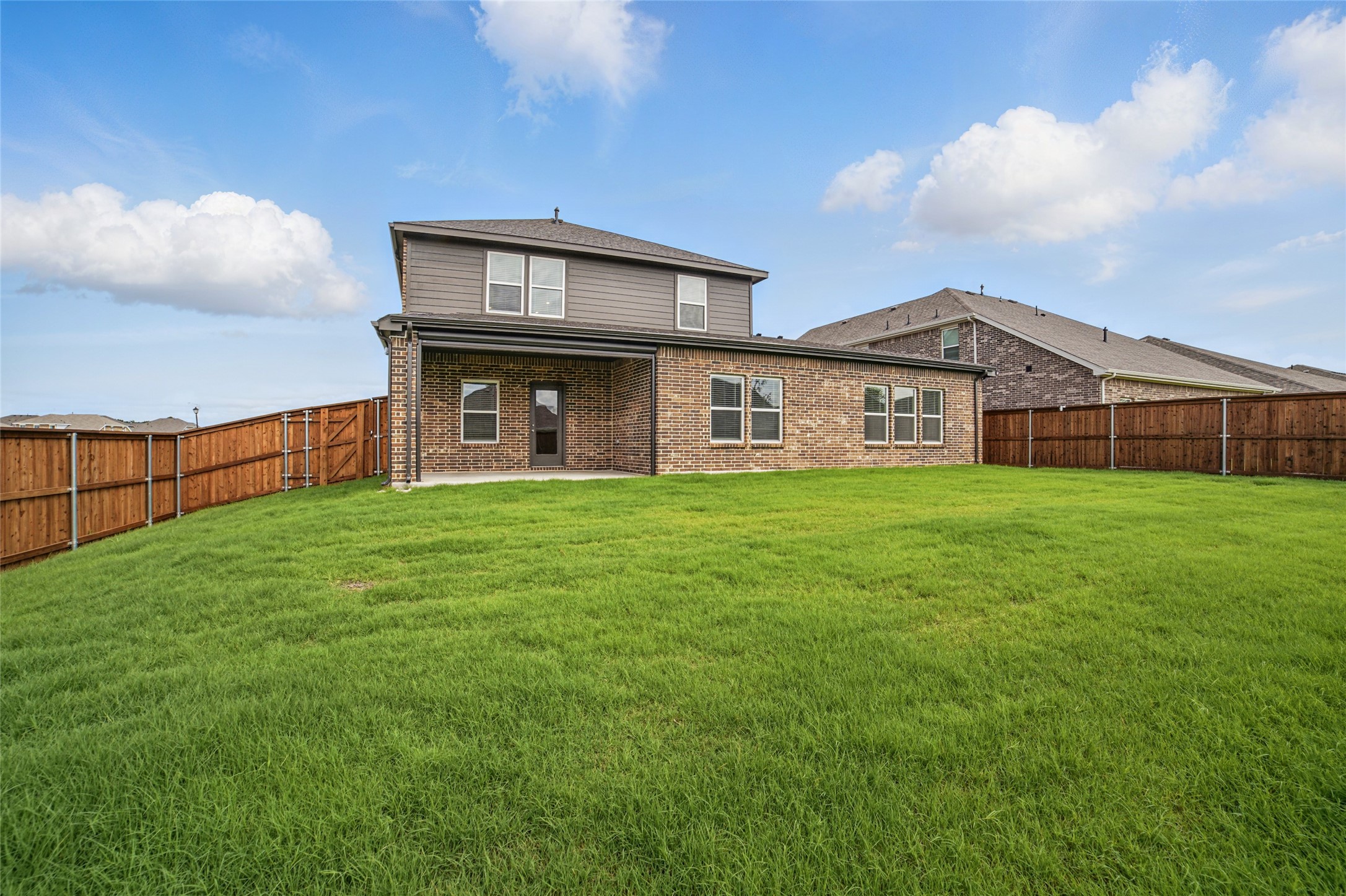 809 Vineyard Way Forney TX 75126