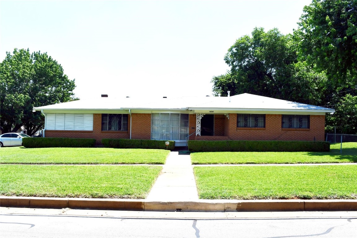 2501 New York Avenue Fort Worth TX 76104
