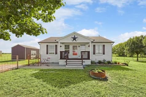 205 Ike Road Waxahachie TX 75165