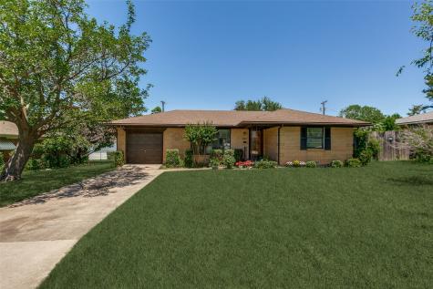 303 Hillcrest Avenue Richardson TX 75081