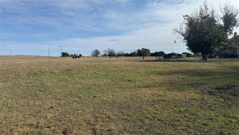 12845 Highway 6 Iredell TX 76649
