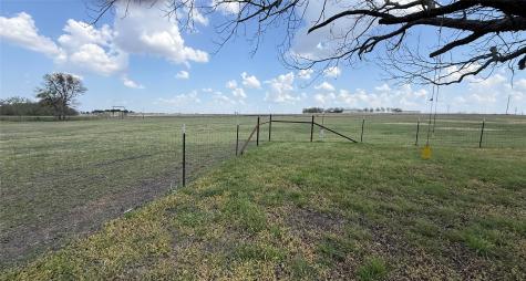 12845 Highway 6 Iredell TX 76649