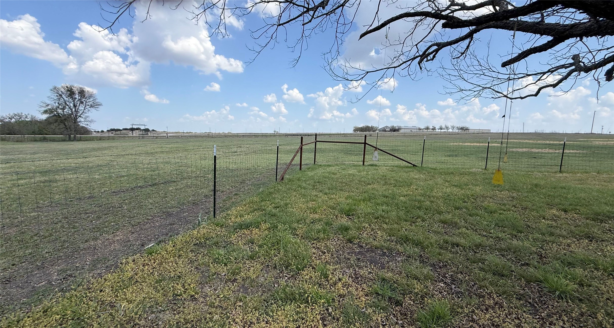 12845 Highway 6 Iredell TX 76649