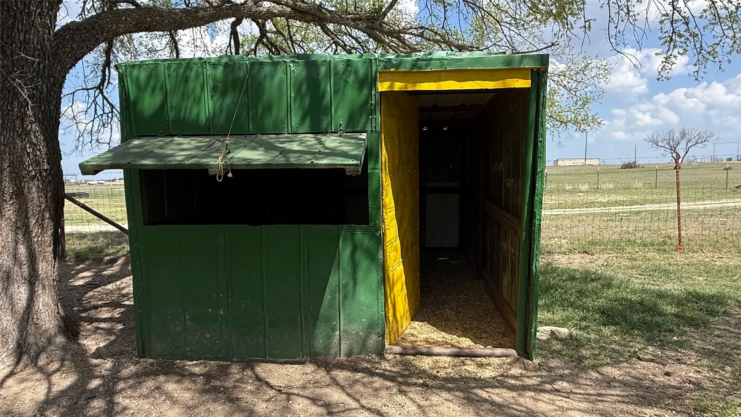12845 Highway 6 Iredell TX 76649