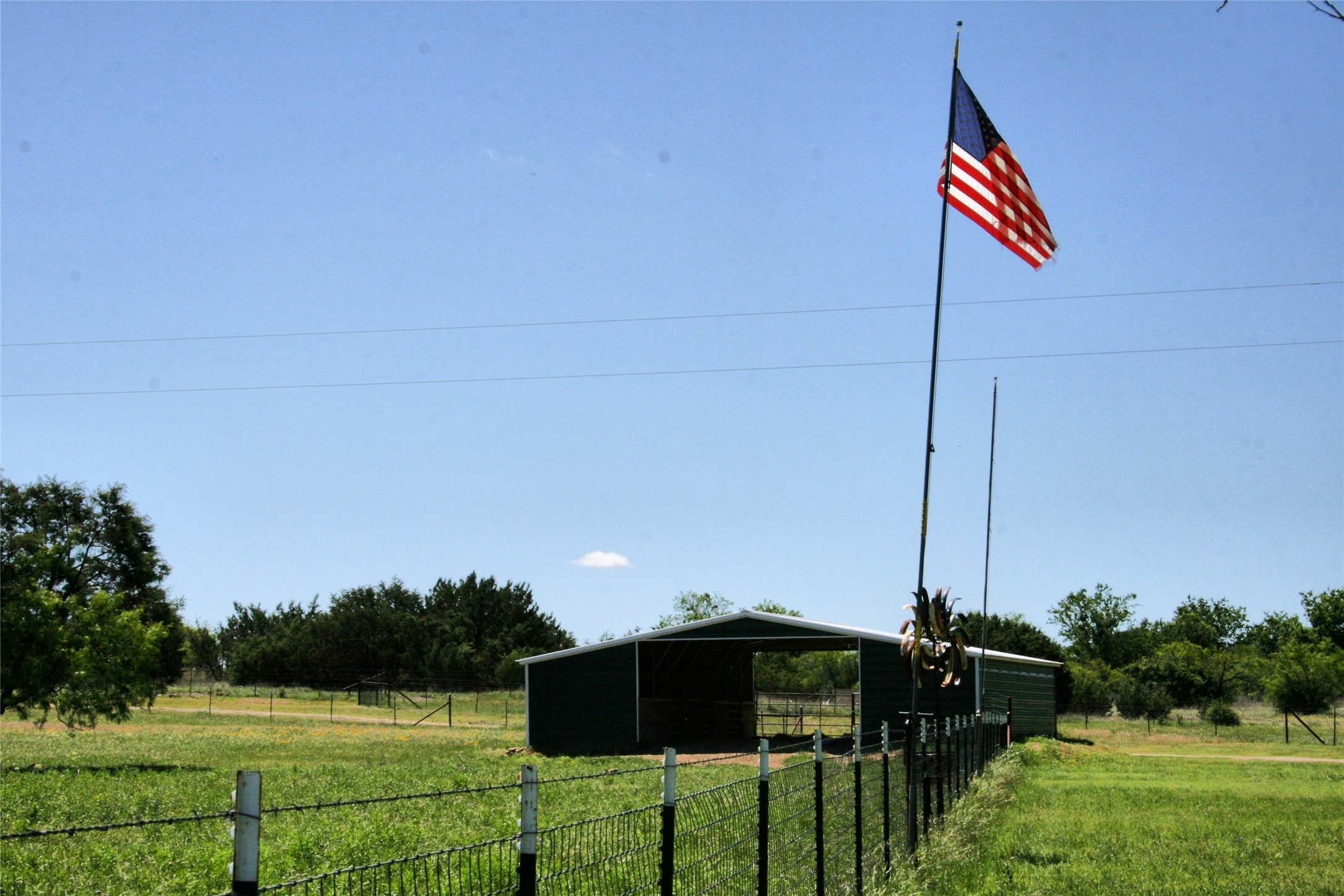 12845 Highway 6 Iredell TX 76649