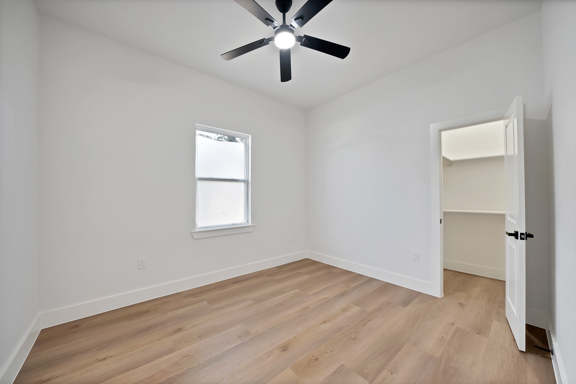 1130 E Hattie Street Fort Worth TX 76104