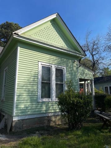 311 W Green Street Palestine TX 75801
