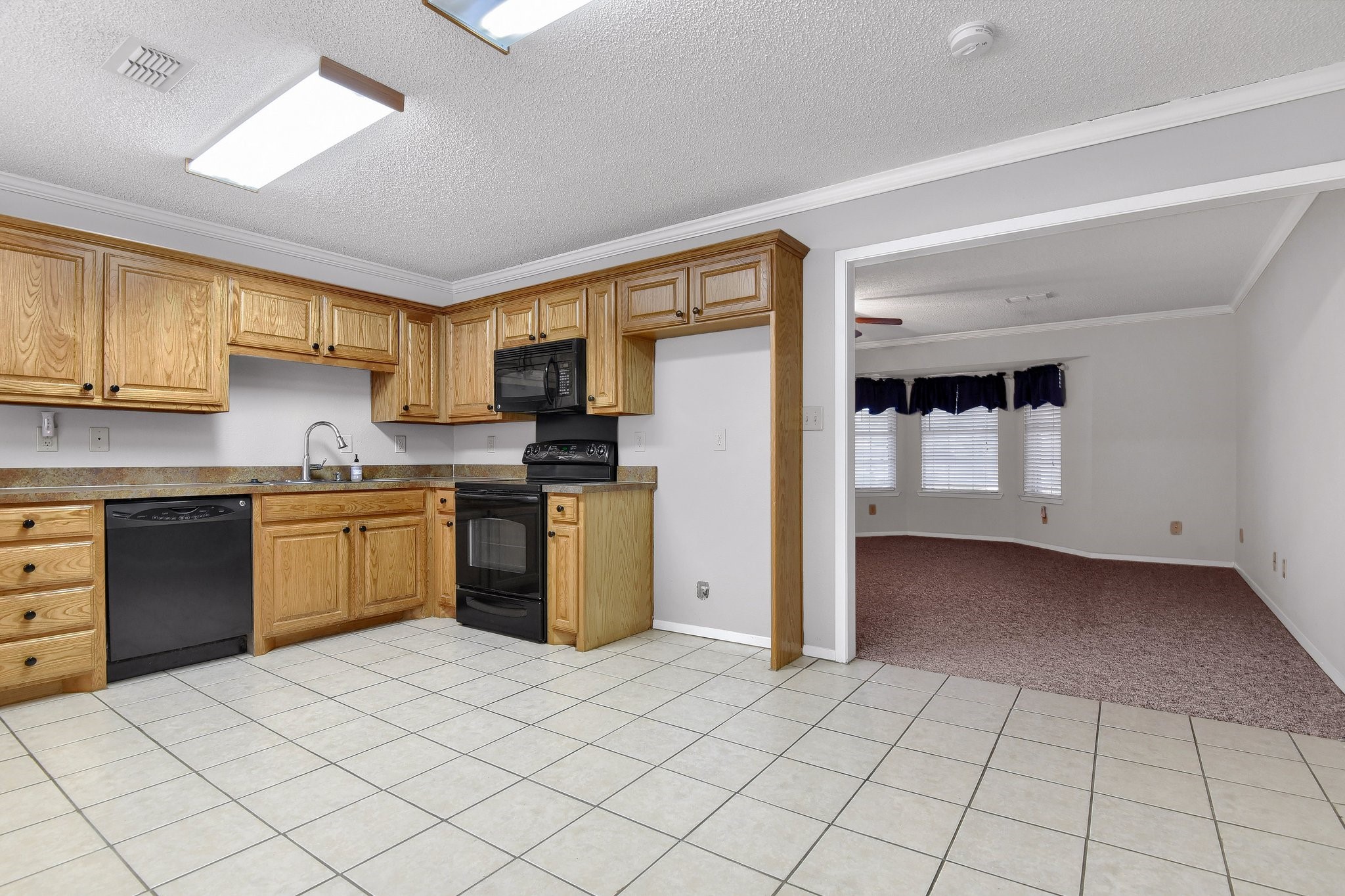 101 Sarah Court Collinsville TX 76233