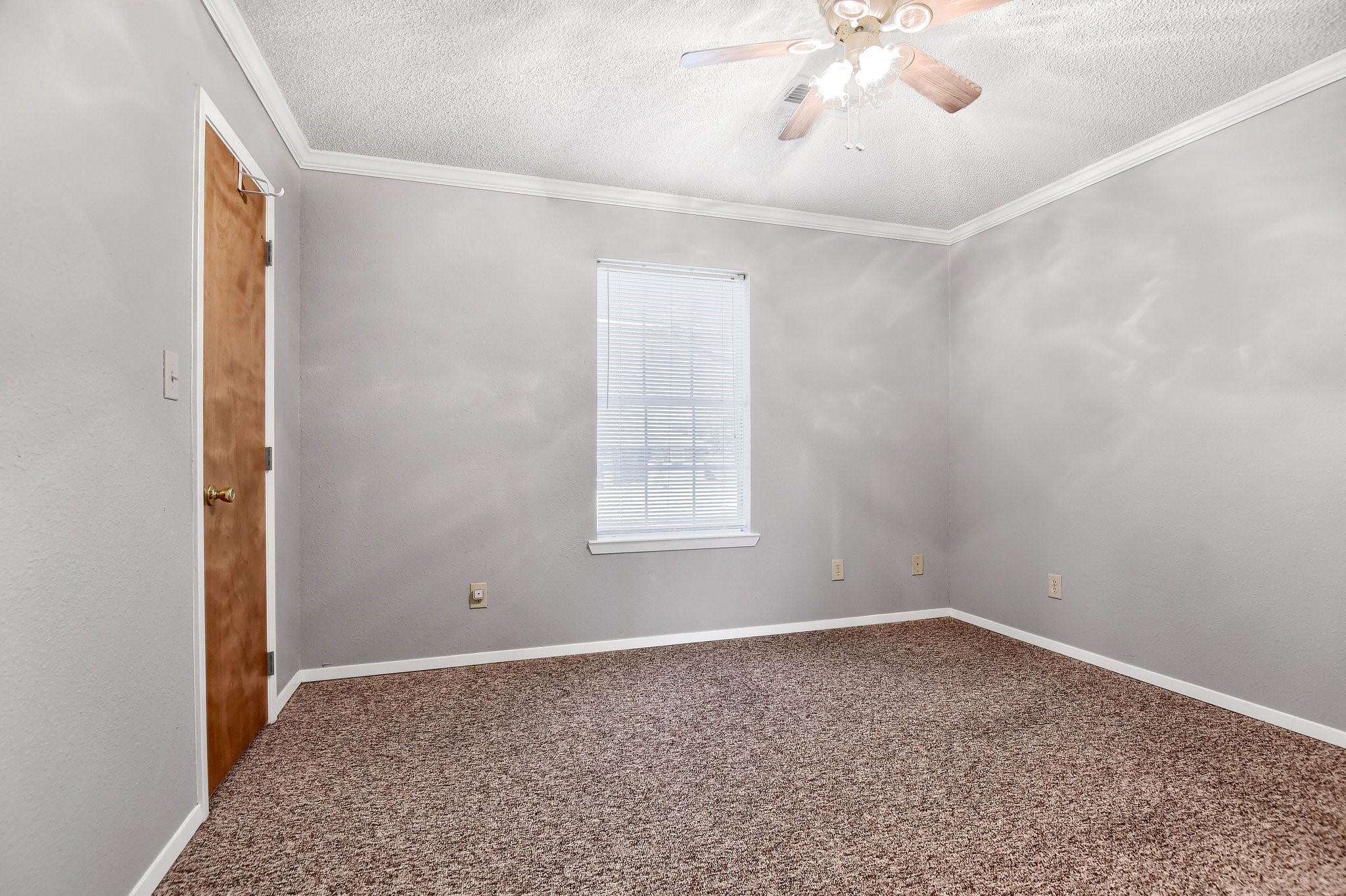 101 Sarah Court Collinsville TX 76233