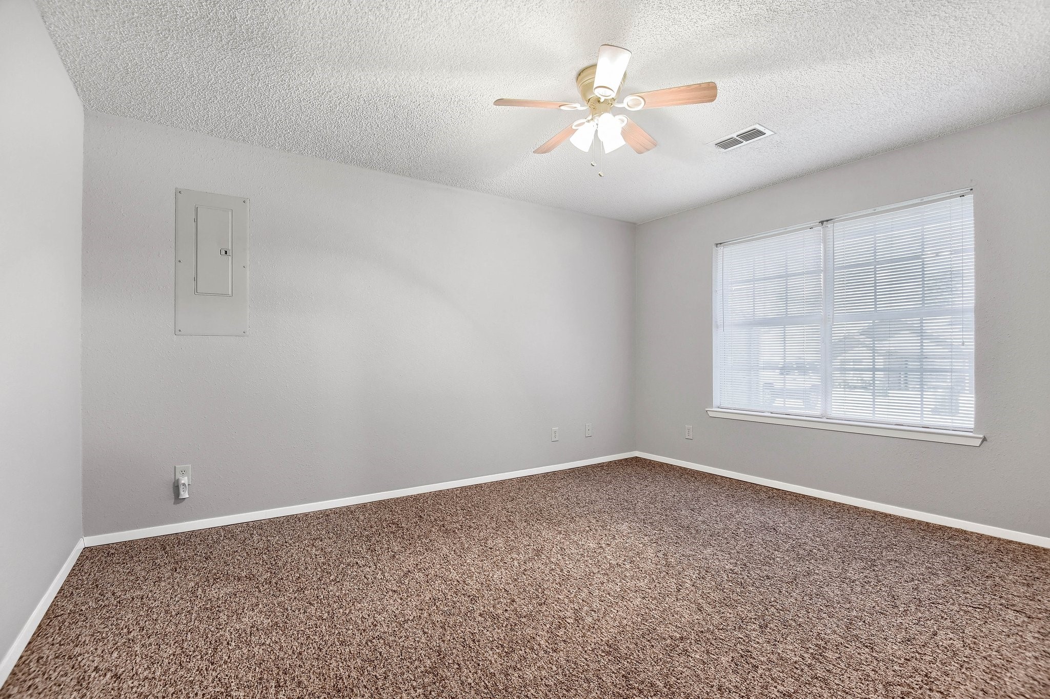 101 Sarah Court Collinsville TX 76233
