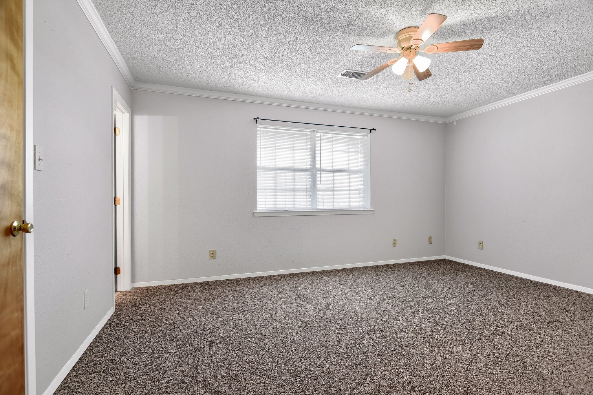 101 Sarah Court Collinsville TX 76233