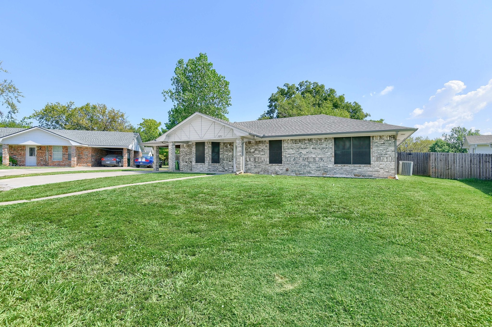 101 Sarah Court Collinsville TX 76233