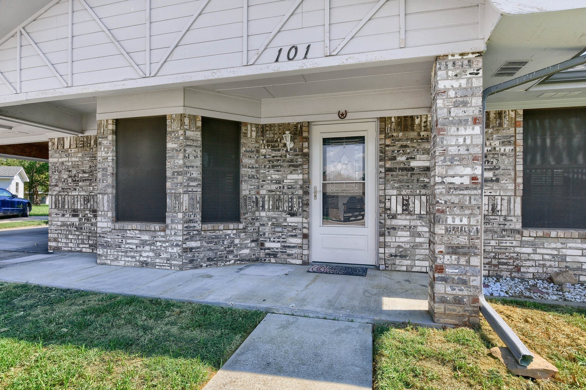 101 Sarah Court Collinsville TX 76233