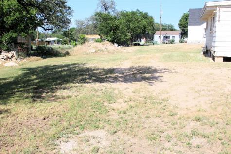 501 E Church Street San Saba TX 76877