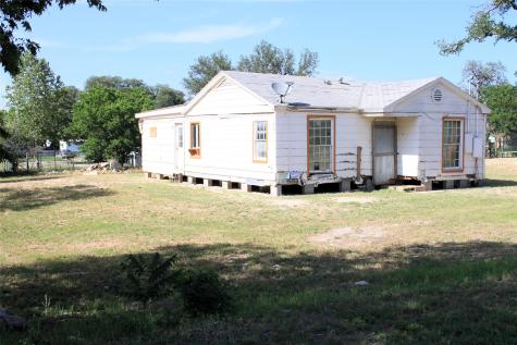 501 E Church Street San Saba TX 76877