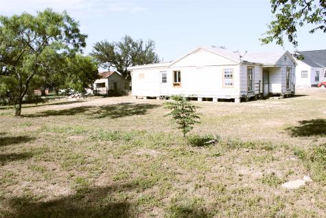 501 E Church Street San Saba TX 76877