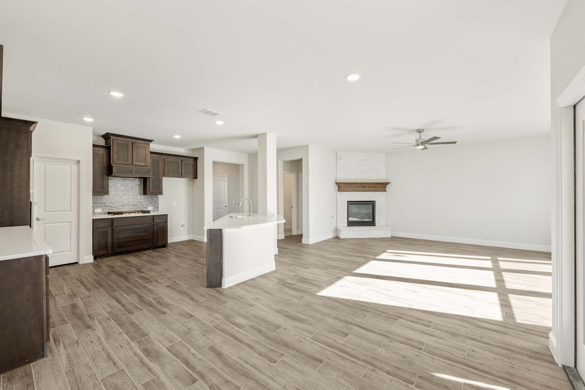 816 Yosemite Drive Desoto TX 75115