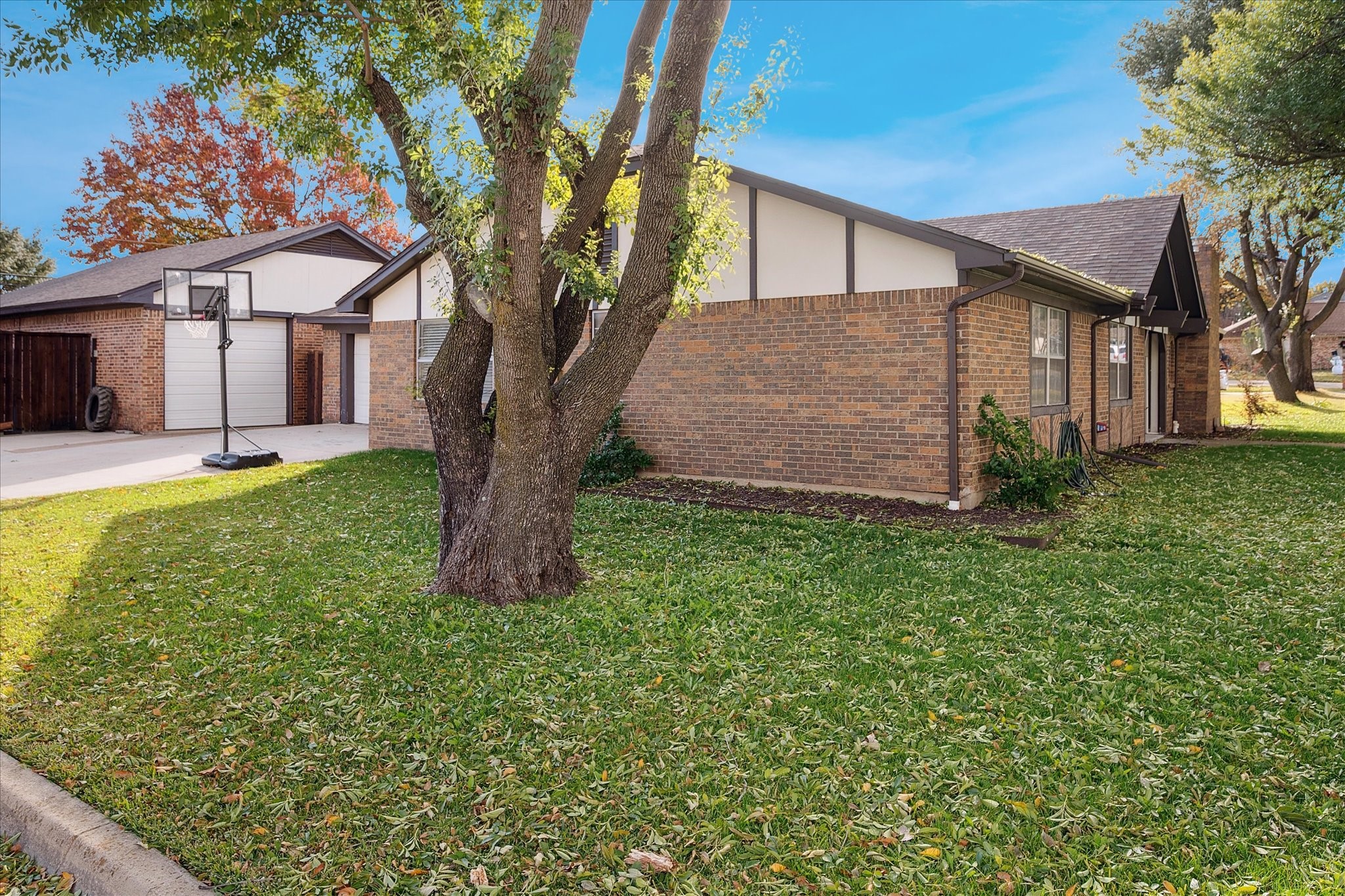 5352 Colorado Court North Richland Hills TX 76180