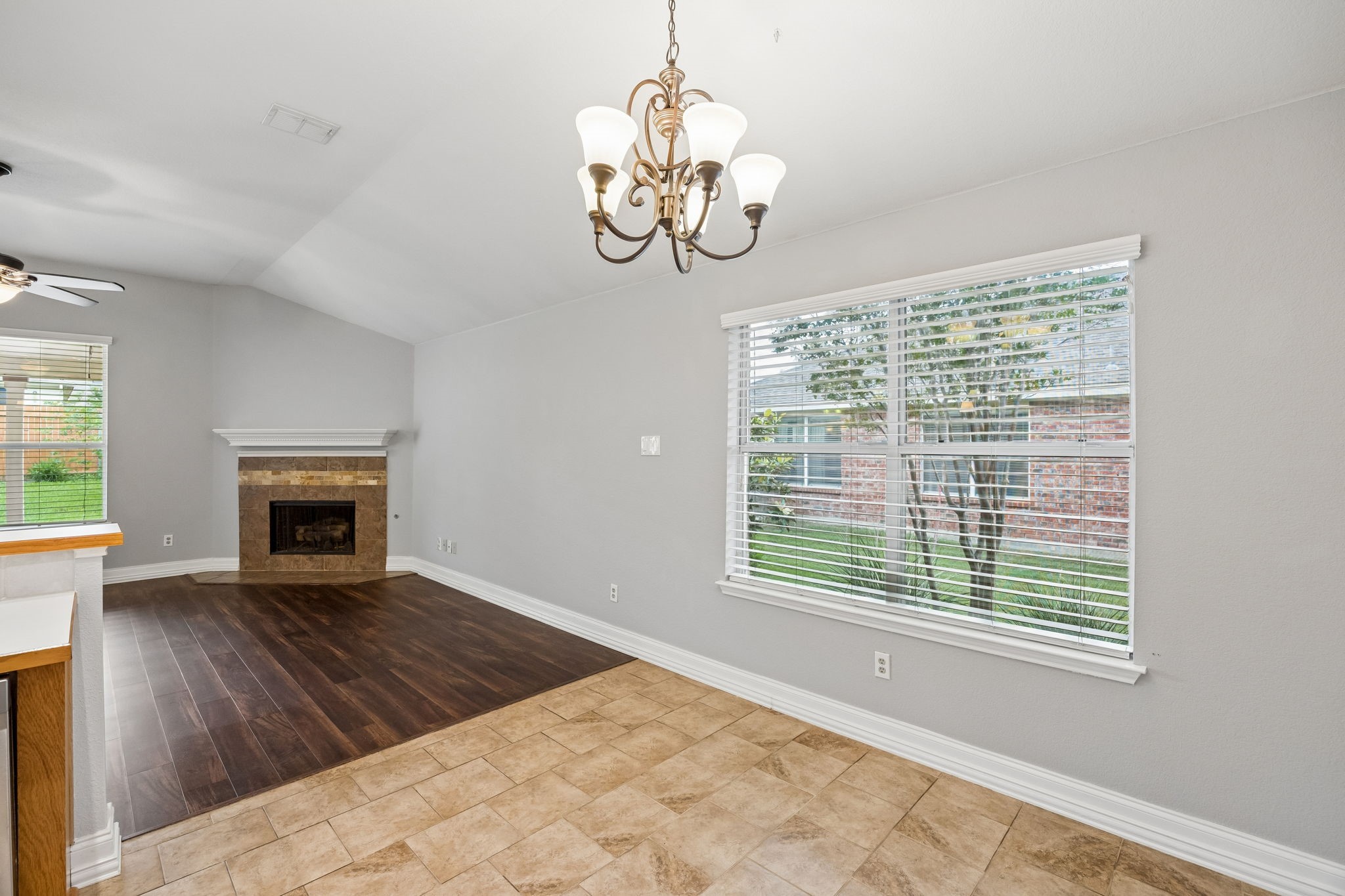 1209 Diamondback Lane Haslet TX 76052
