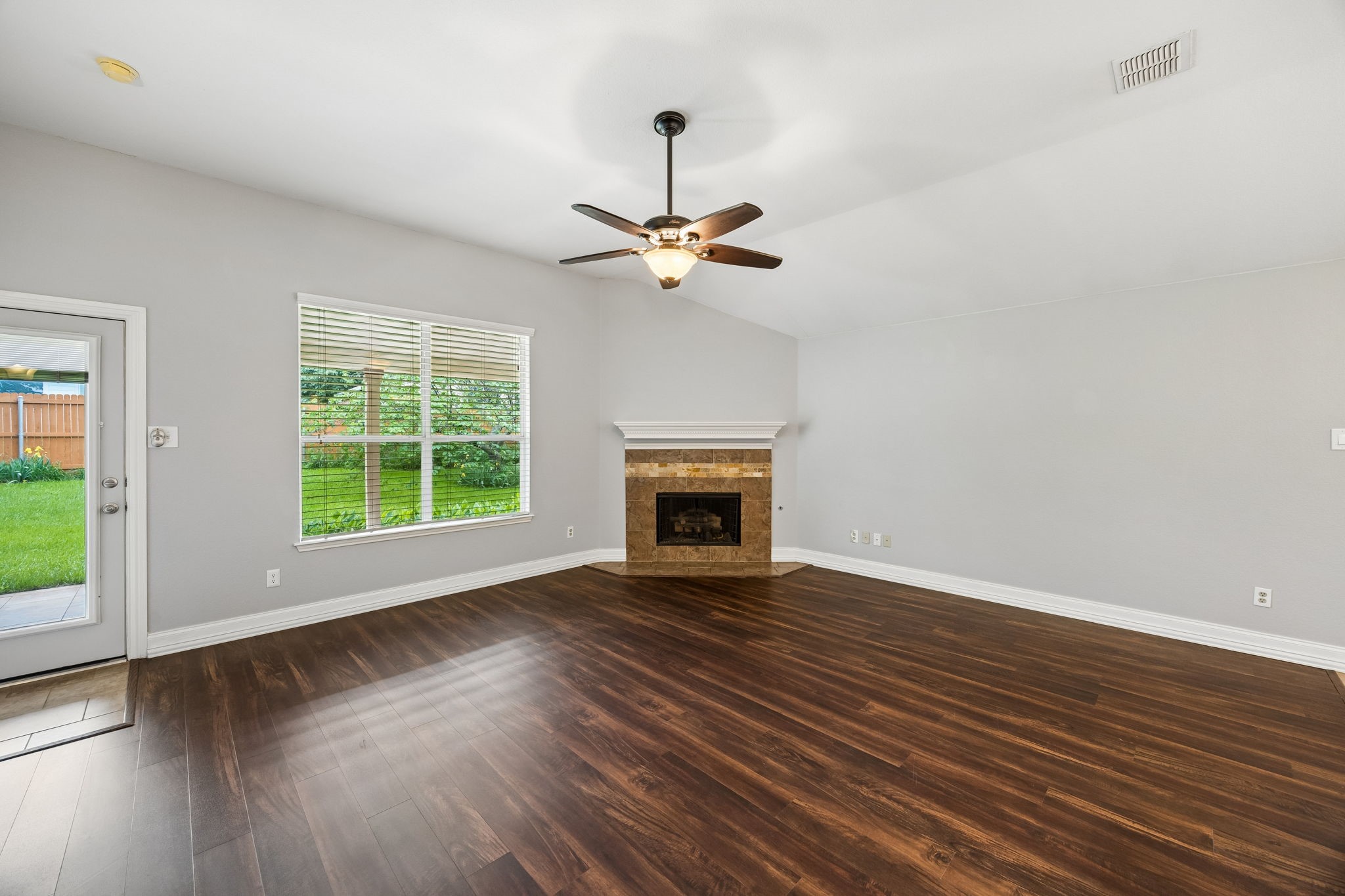 1209 Diamondback Lane Haslet TX 76052