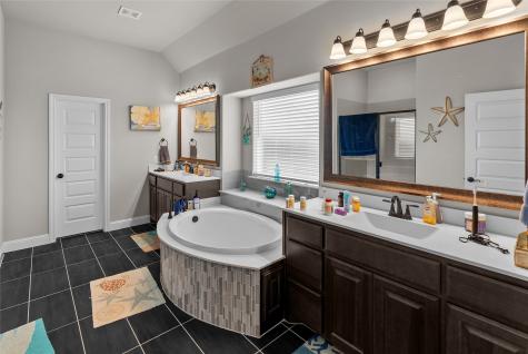 12601 Panther Creek Drive Godley TX 76044