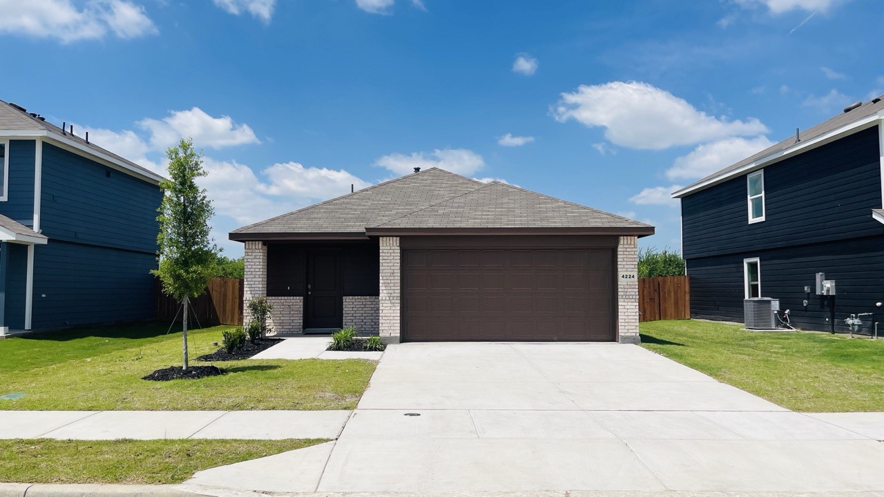 4224 Woodhill Bend Drive Fort Worth TX 76036