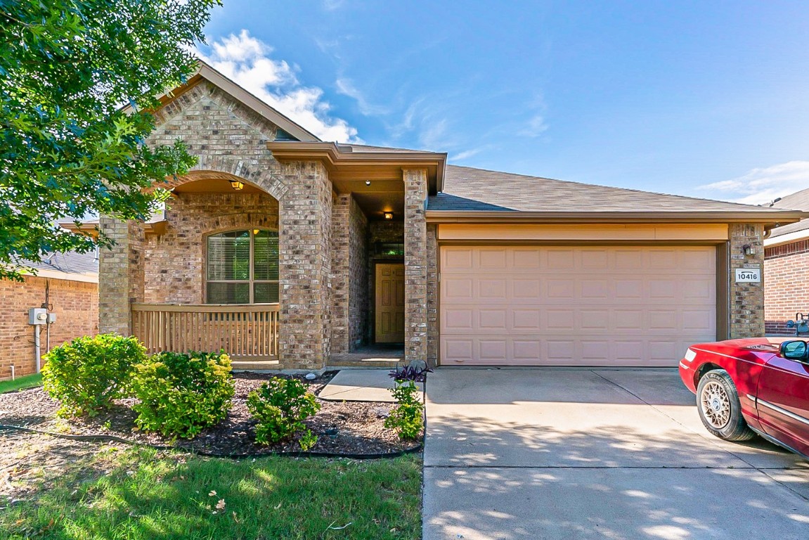 10416 Sixpence Lane Fort Worth TX 76108
