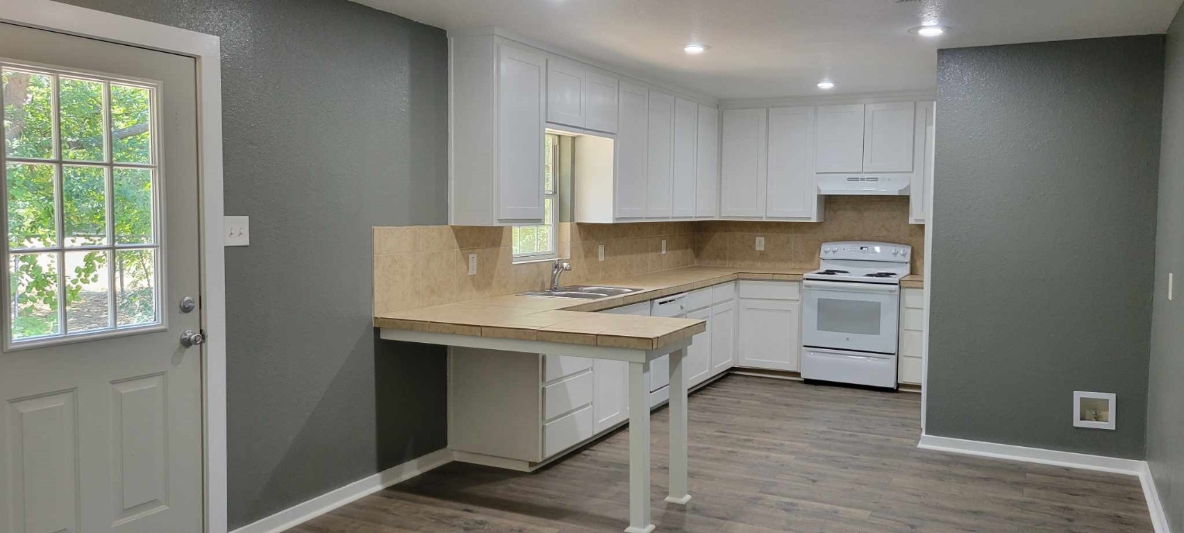 105 N Bowie Street Jacksboro TX 76458