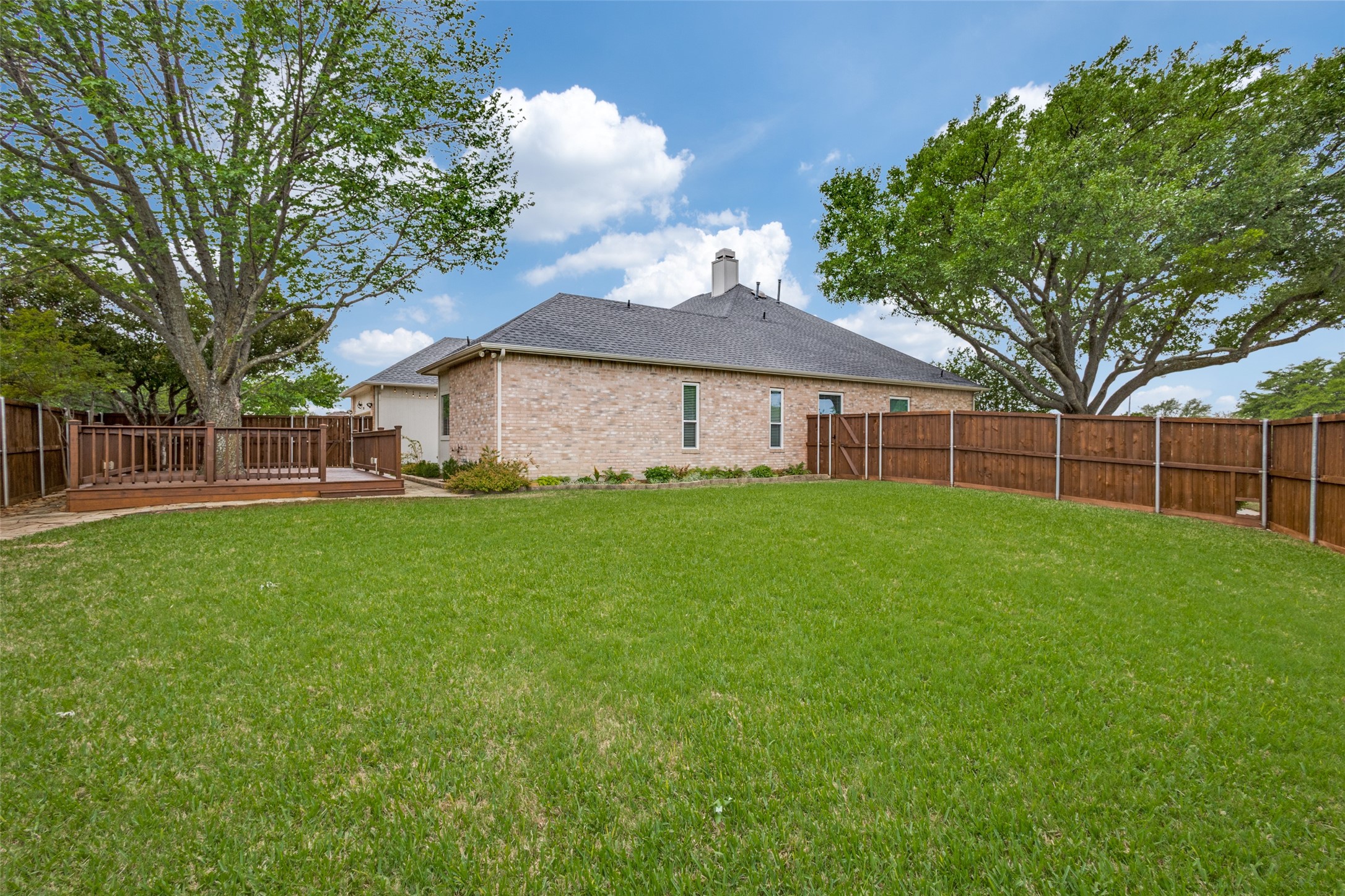 2901 Brittany Lane Mckinney TX 75070