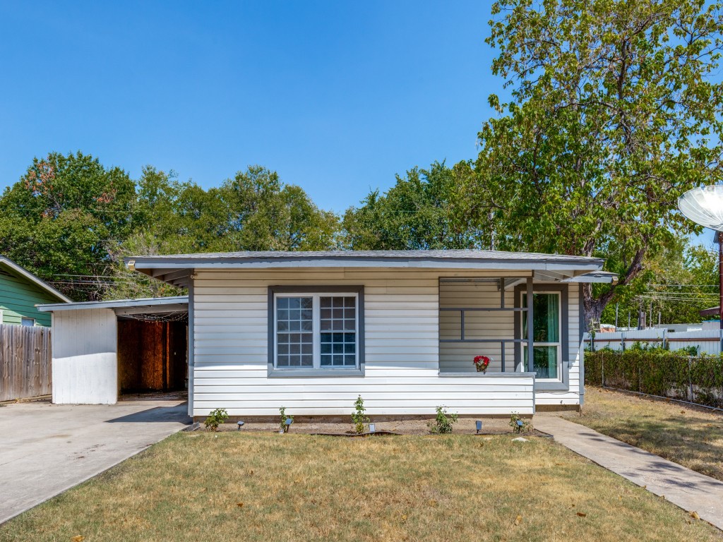 2547 Melbourne Avenue Dallas TX 75233