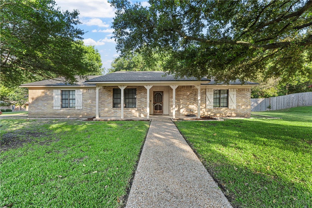 501 Aspen Incline Drive Hewitt TX 76643