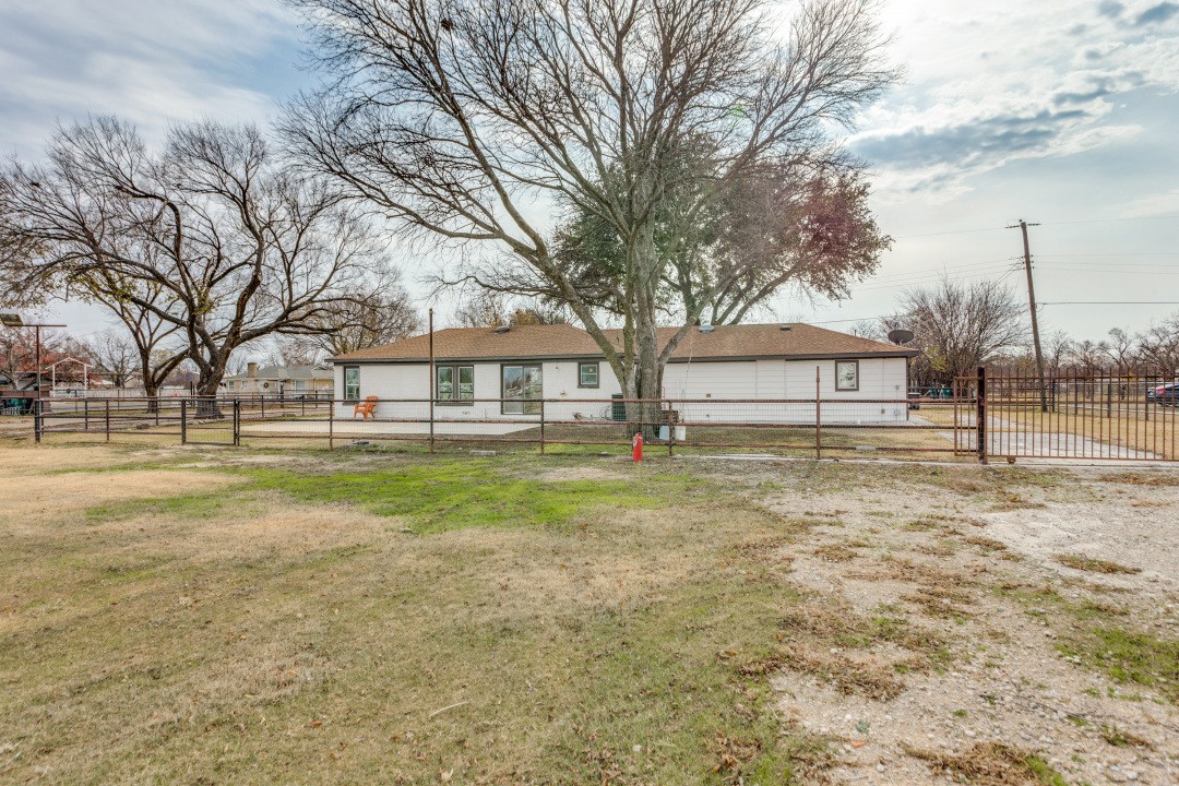 817 Stella Mae Drive Fort Worth TX 76028