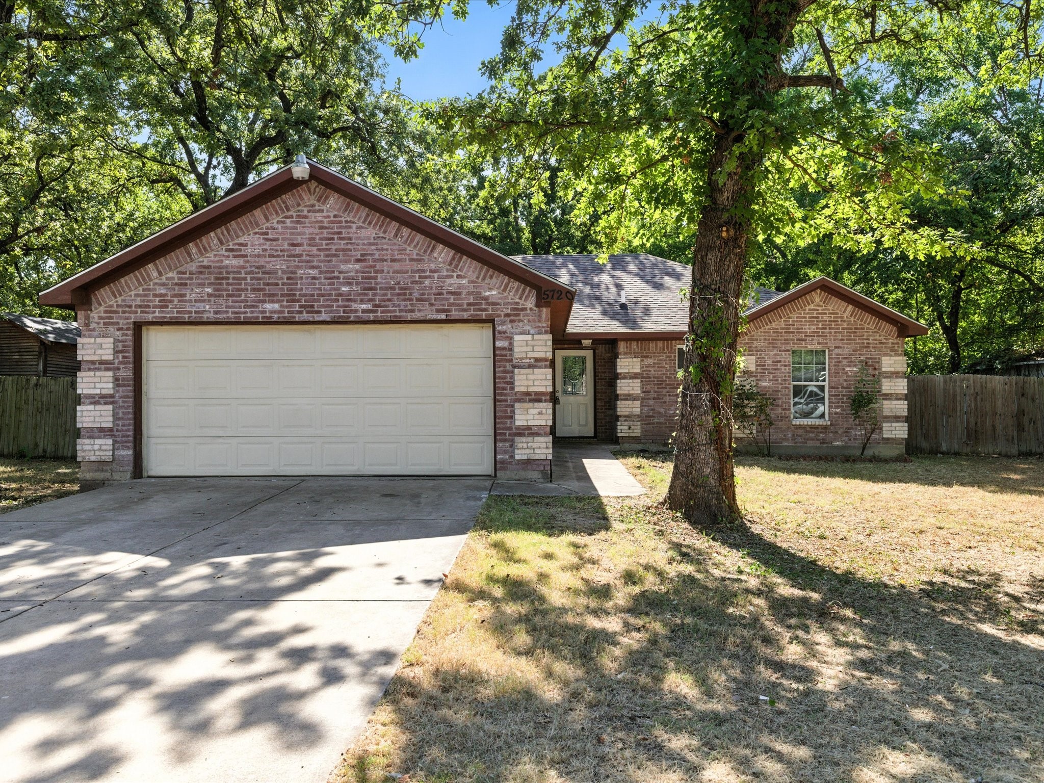 5720 Frisco Avenue Forest Hill TX 76119