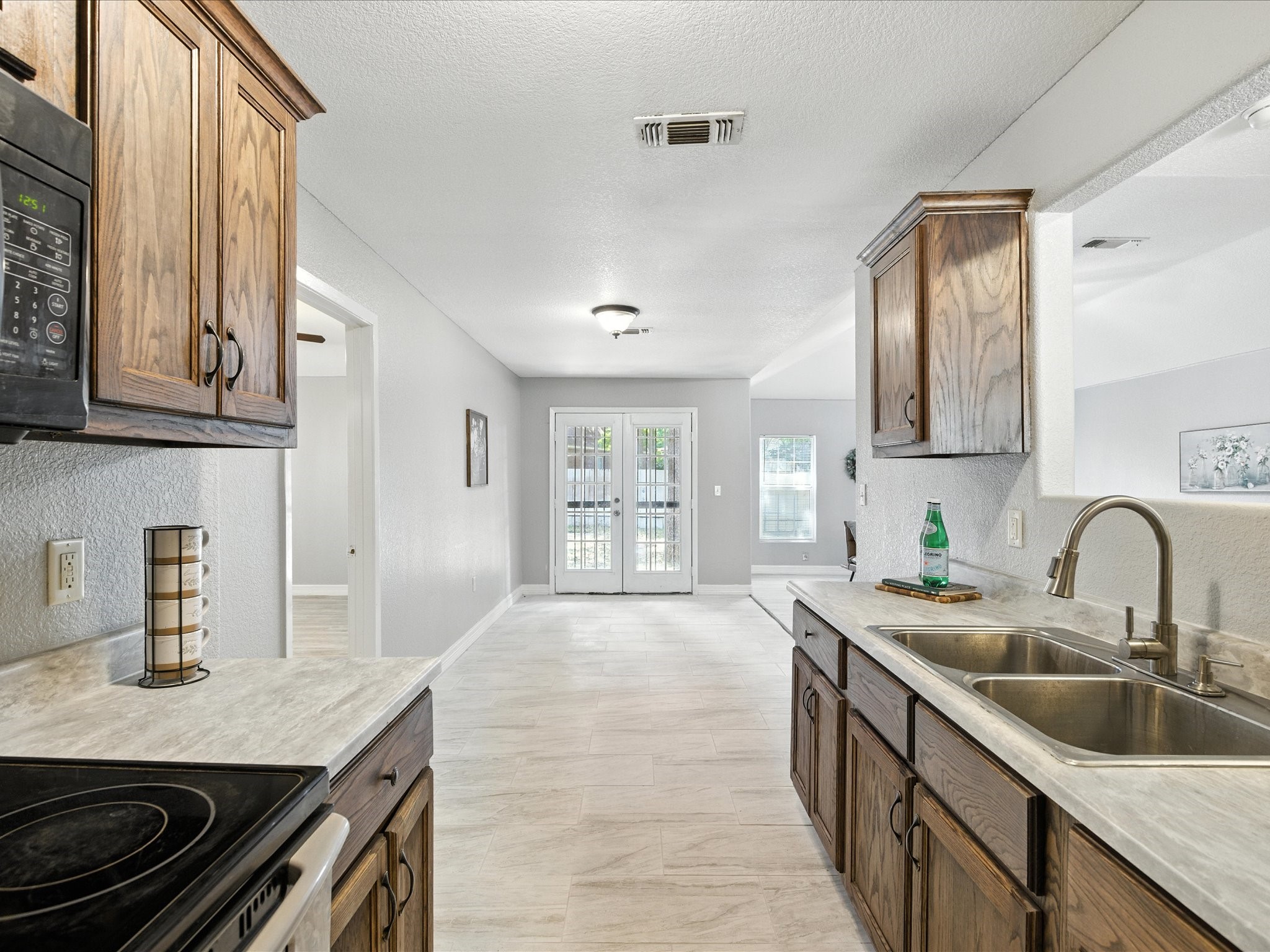 5720 Frisco Avenue Forest Hill TX 76119