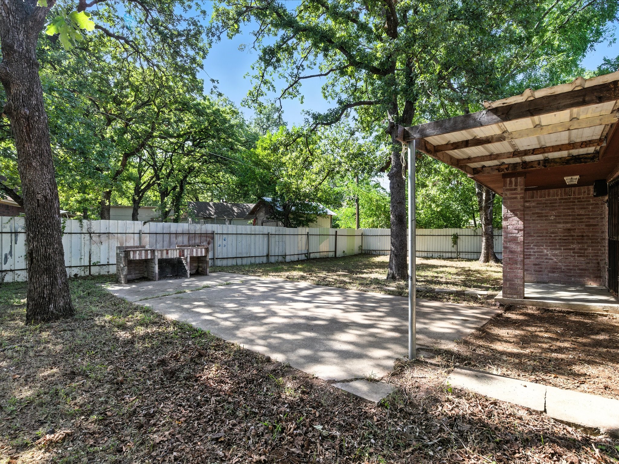 5720 Frisco Avenue Forest Hill TX 76119