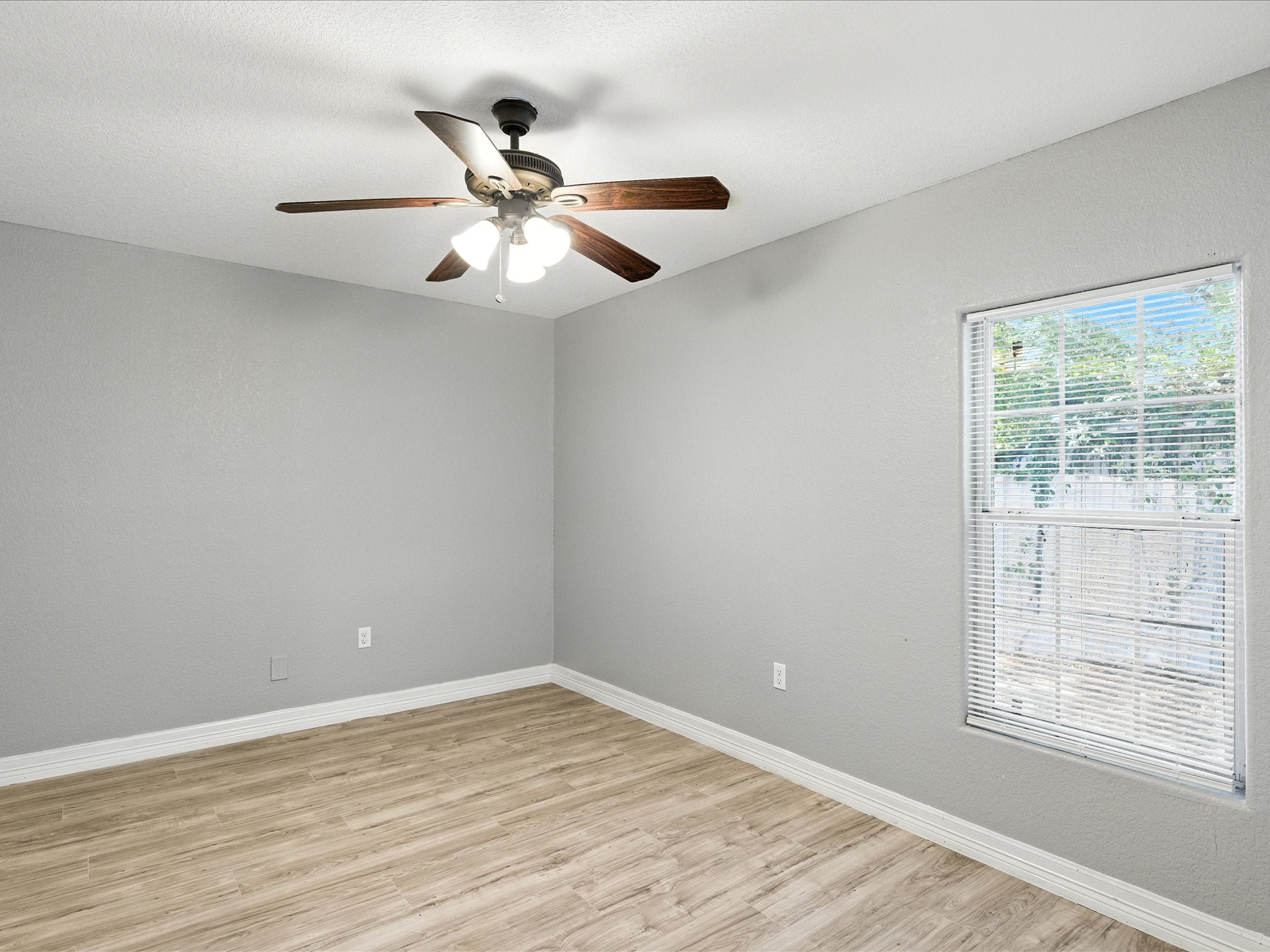 5720 Frisco Avenue Forest Hill TX 76119
