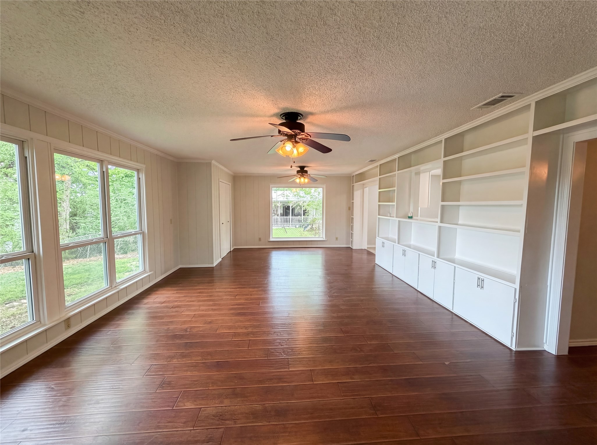 1023 N Lucas Drive Grapevine TX 76051