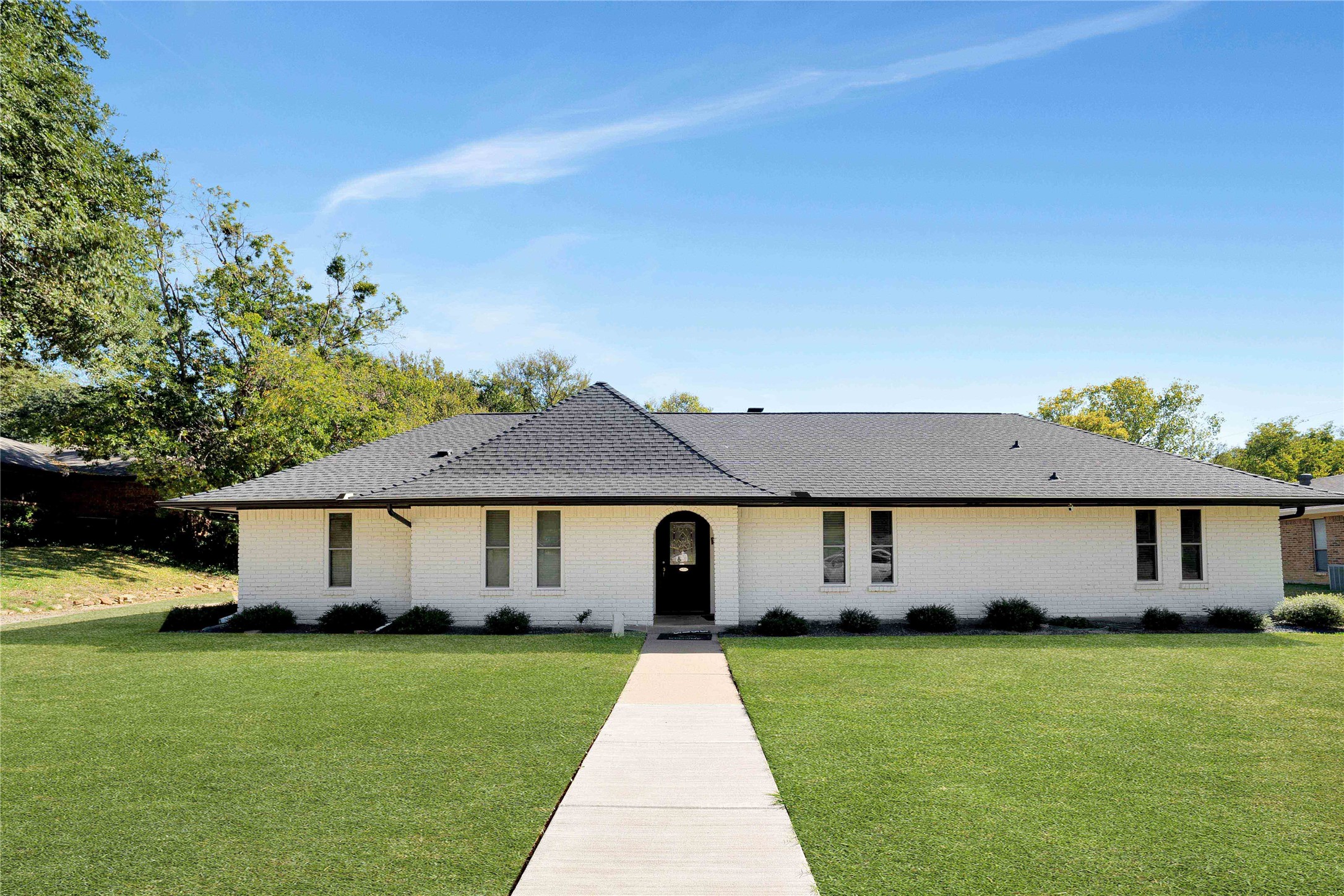 3513 Racquet Club Drive Grand Prairie TX 75052