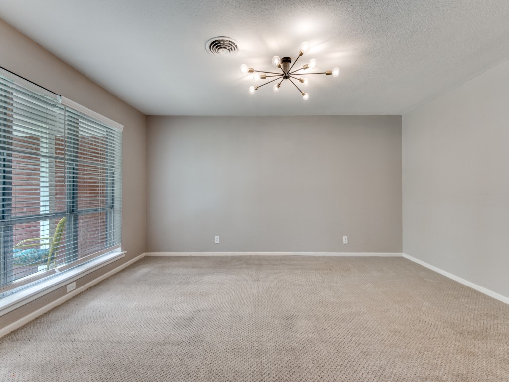 712 Joanna Drive Hurst TX 76053