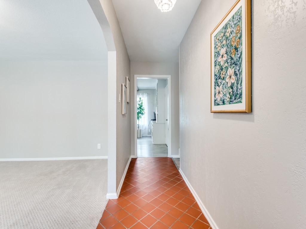 712 Joanna Drive Hurst TX 76053