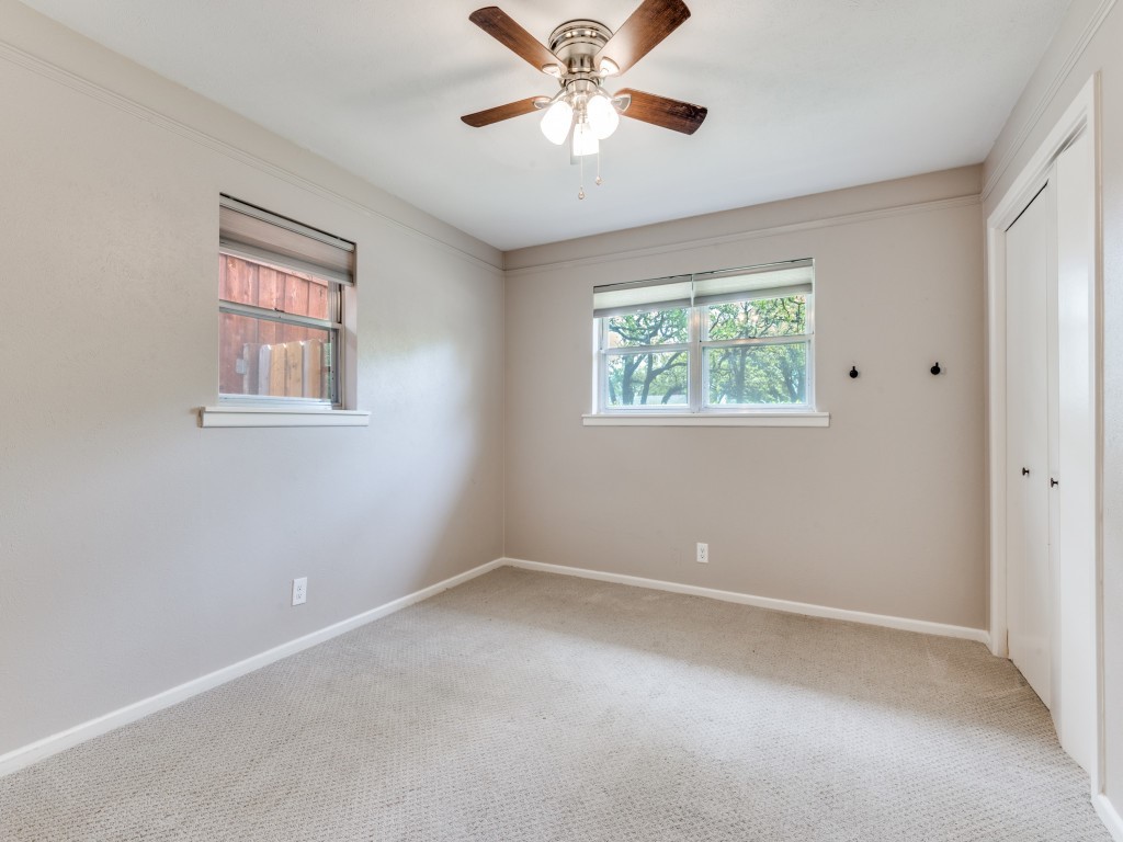 712 Joanna Drive Hurst TX 76053
