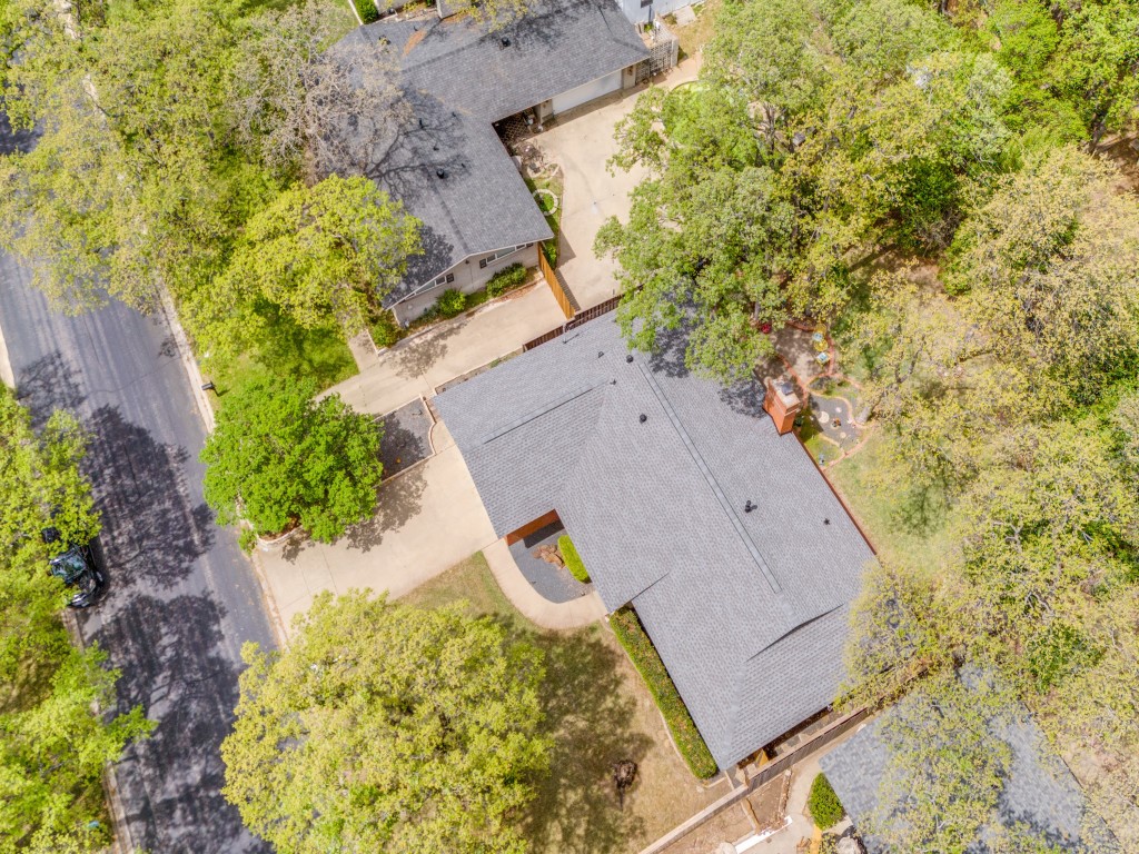 712 Joanna Drive Hurst TX 76053