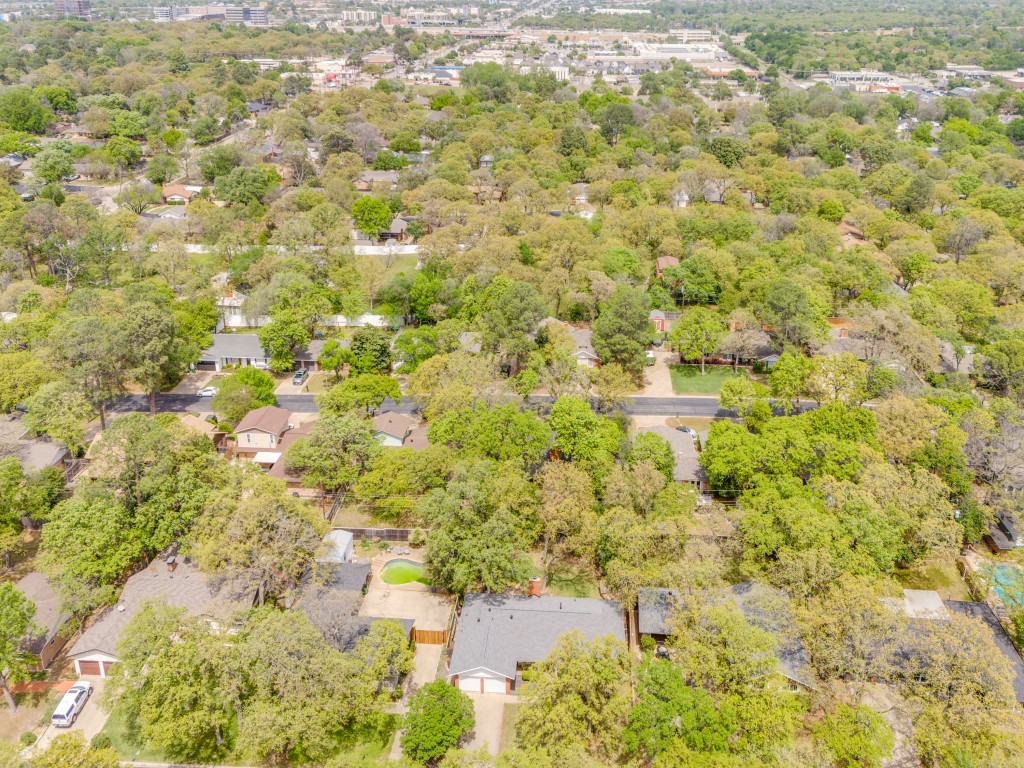 712 Joanna Drive Hurst TX 76053