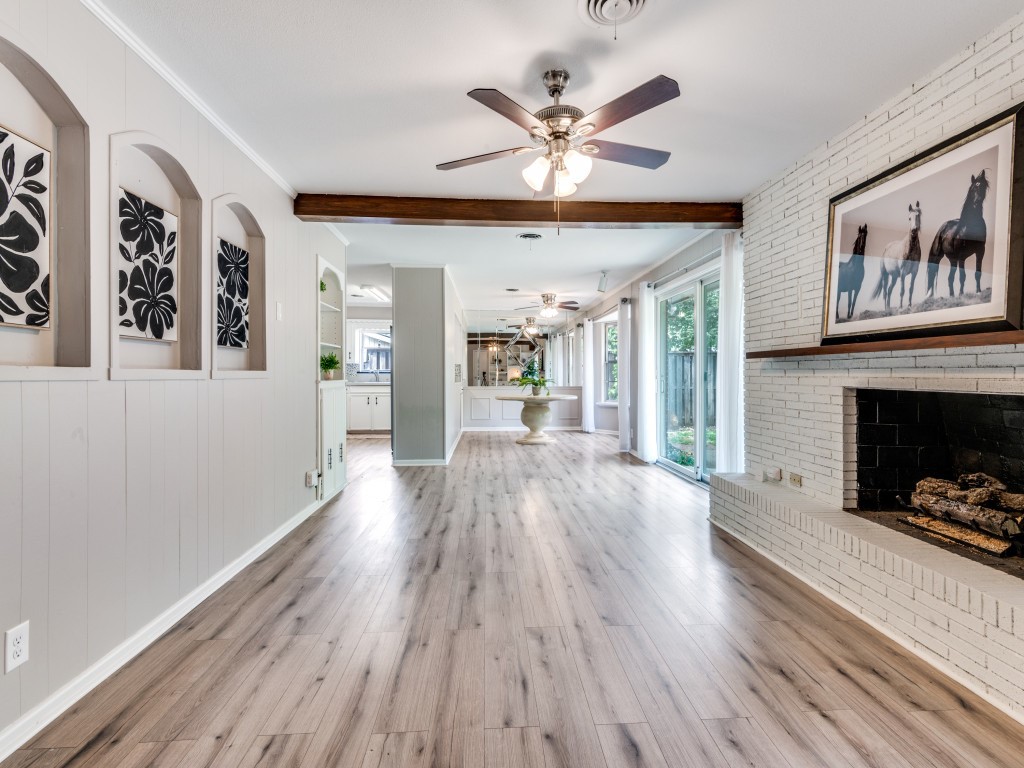 712 Joanna Drive Hurst TX 76053